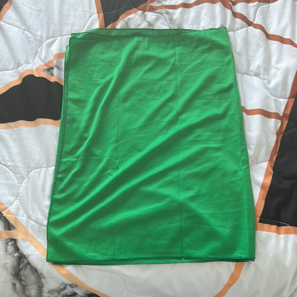 Green Multipurpose Scarf